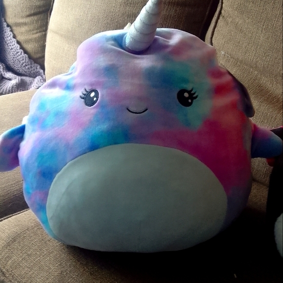 Hallie Squishmallow - Picture 1 of 1